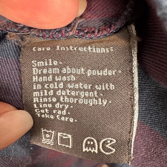 Flylow Gear Shirt Womens Size Small Purple Blue Plaid Flannel‎ Outdoor Western - Picture 9 of 10